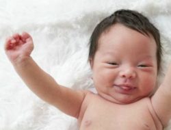 30 Pilihan Nama Bayi yang Lahir Bulan Juli Beserta Maknanya