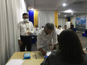 Pegawai Kantor Pelayanan Pajak (KPP) Pratama Jakarta Kosambi Gelar Tes Urine