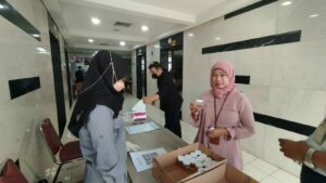 Pelaksanaan Deteksi Dini Penyalahgunaan Narkotika melalui Tes Urine di lingkungan Direktorat Jenderal Kefarmasian dan Alat Kesehatan RI