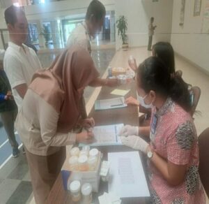 Pelaksanaan Deteksi Dini Penyalahgunaan Narkotika melalui Tes Urine dan Sosialisasi Bahaya Penyalahgunaan Narkotika bagi Pegawai Badan Karantina Pertanian.