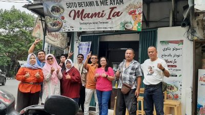 Soto Betawi dan Mie Ayam Mami Ia Di Perempatan Polonia Jaktim