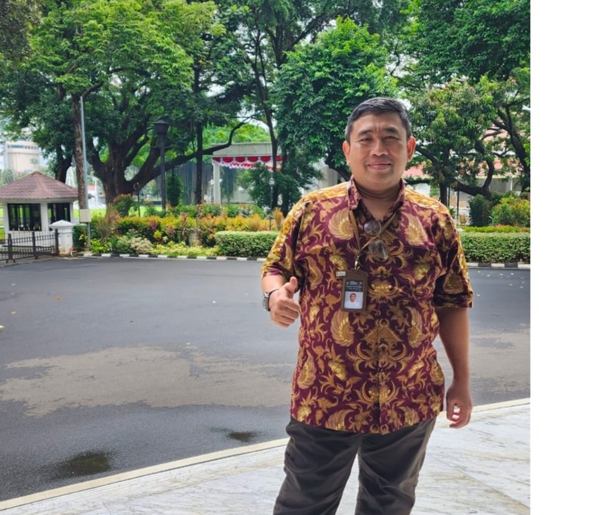 No Kings, atau Kita yang Menciptakan Raja?