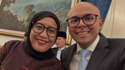 Catatan Dirgayuza Setiawan Tentang Sepatu Kets Ibu Nanik Deyang, Kepala BGN yang Baru Ditunjuk Presiden Prabowo Catatan Dirgayuza Setiawan Tentang Sepatu Kets Ibu Nanik Deyang, Kepala BGN yang Baru Ditunjuk Presiden Prabowo